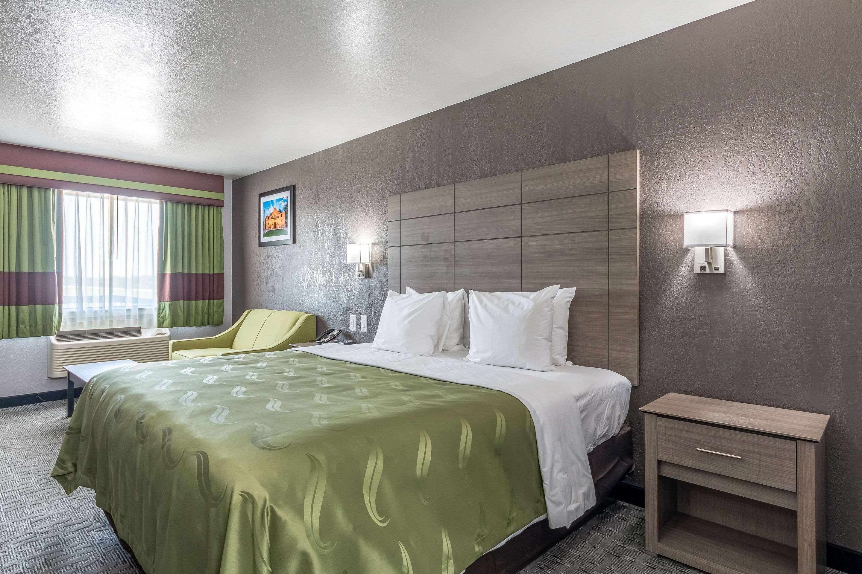 Quality Inn I-10 East Near Frost Bank Center San Antonio Zewnętrze zdjęcie
